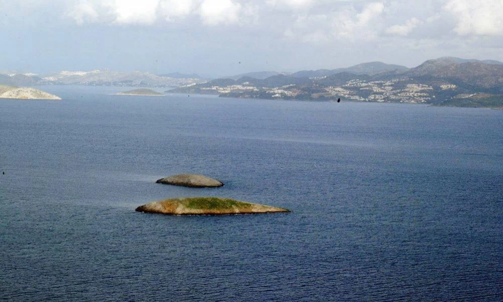 Εξοργιστικό τουρκικό δημοσίευμα: Η Ελλάδα εγκατέλειψε τα Ίμια
